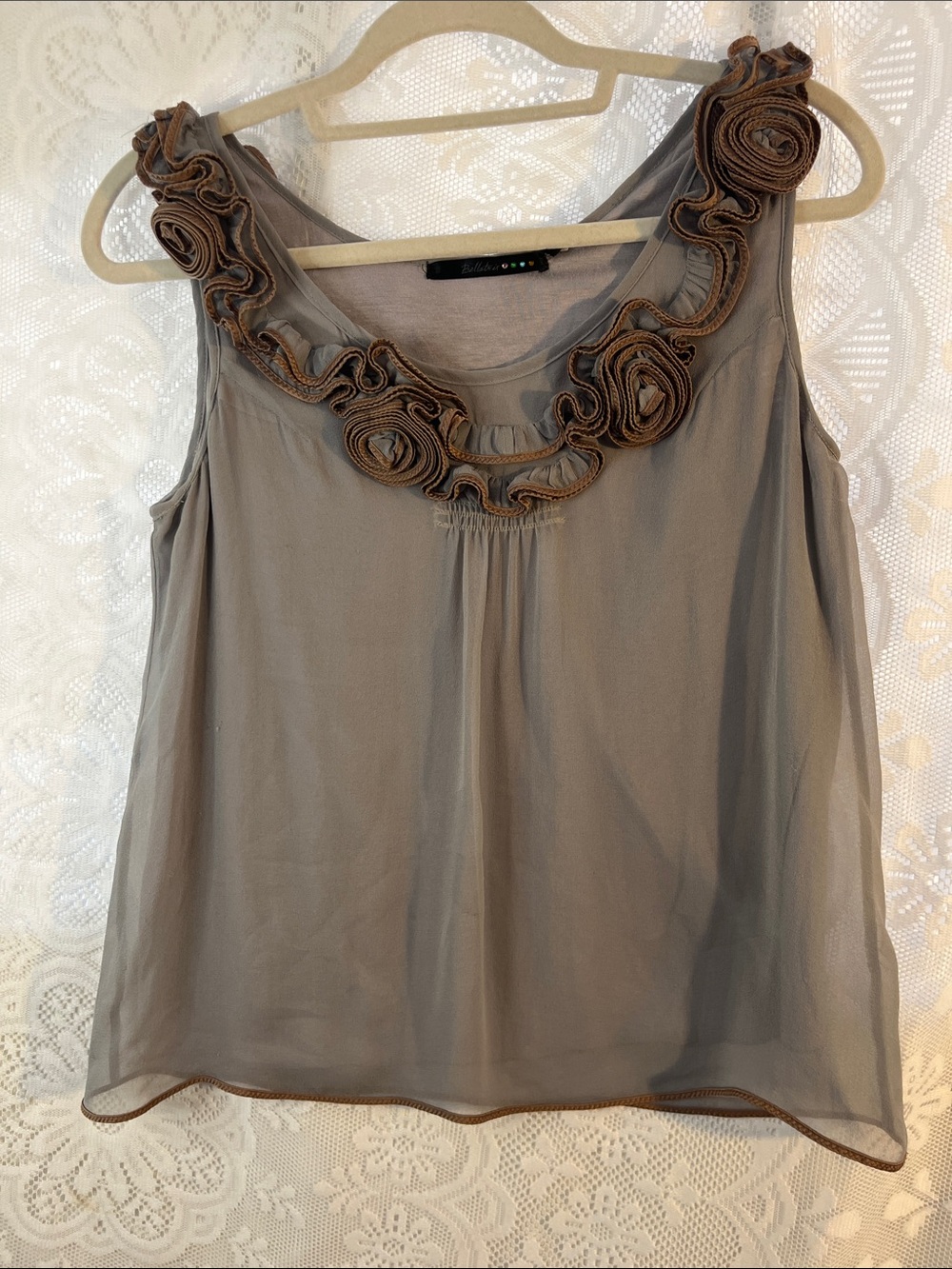 Bellatrix Charming Ruffled Silk Scoop Neck lined Tank L